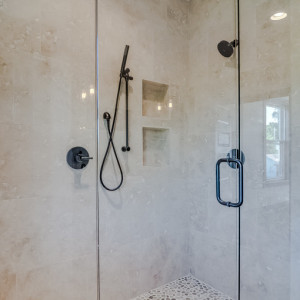 1225McGavockMasterBathShower